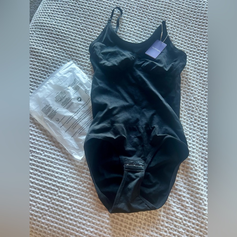 Heyshape shapeware NWT size M